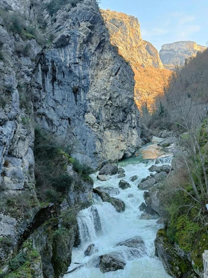 Le Perchoir Du Vercors - Panorama Sur Les Cimes Saint-Andre-en-Royans Ngoại thất bức ảnh